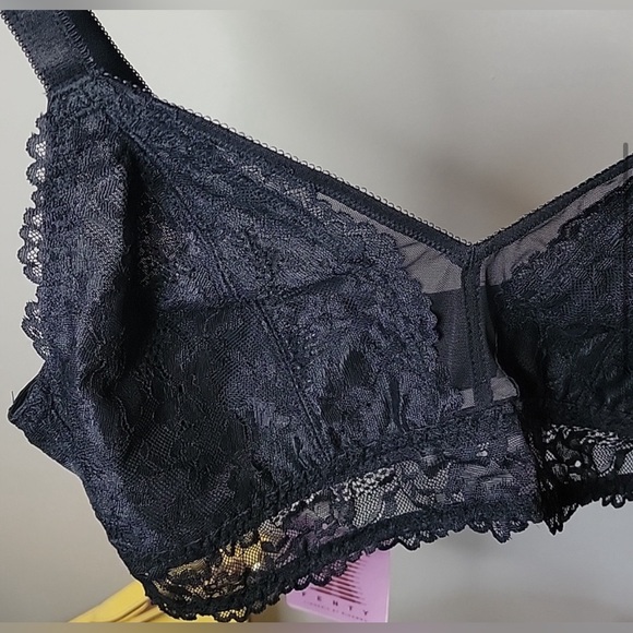 SEXY! SAVAGE X FENTY Black Bralette - Picture 9 of 13